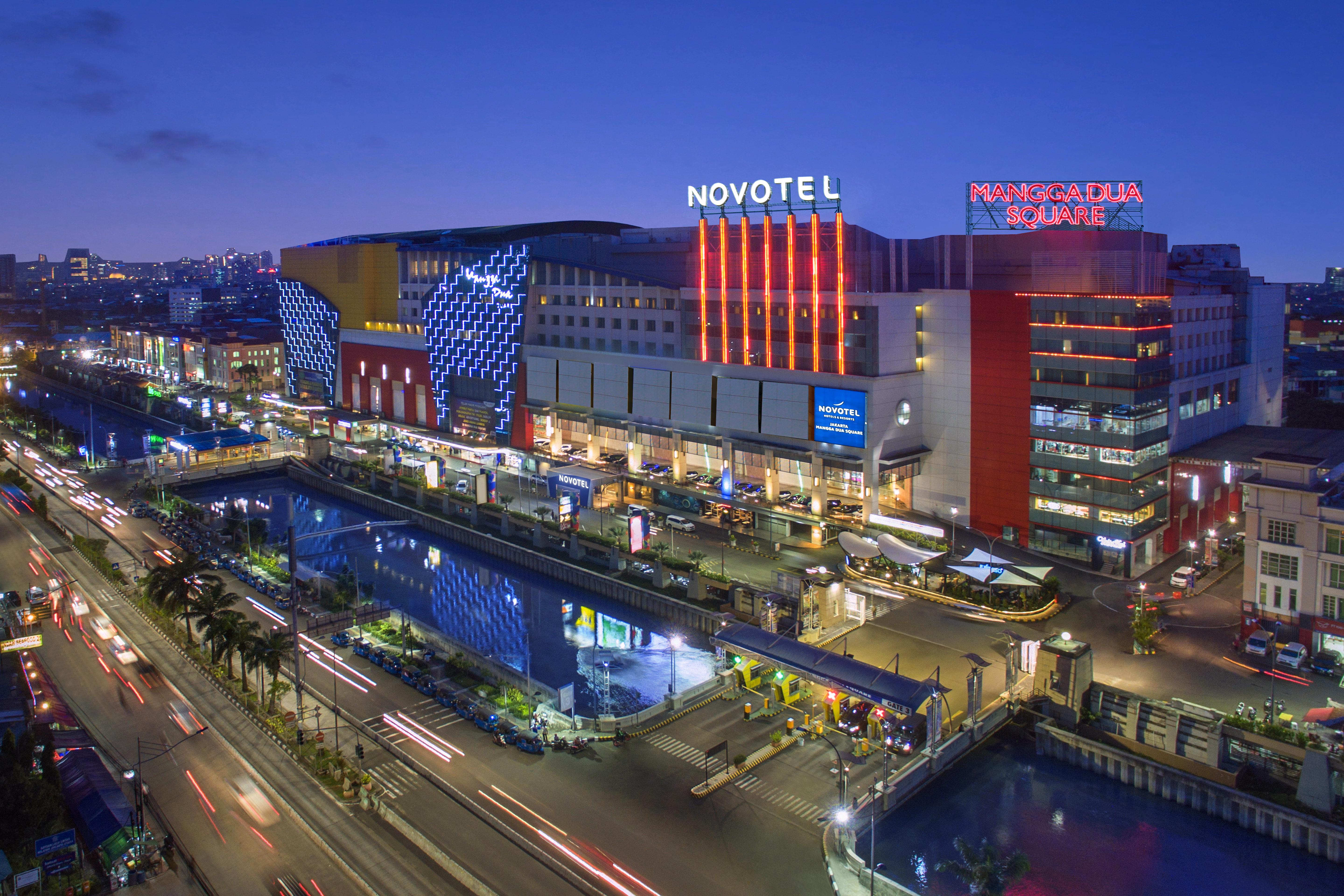 Novotel Jakarta Mangga Dua Square Exterior foto